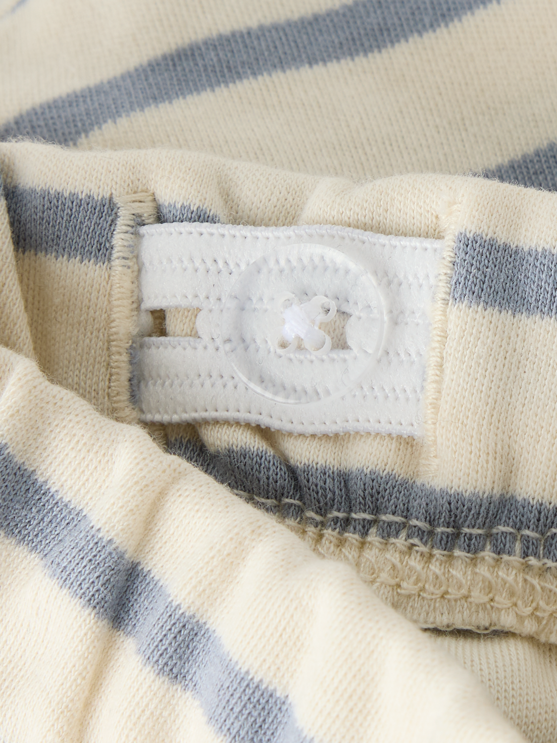 model_shot-front_full